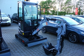 Fabrycznie Nowa Minikoparka VORQ V18/Silnik Kubota/Hydraulika Parker